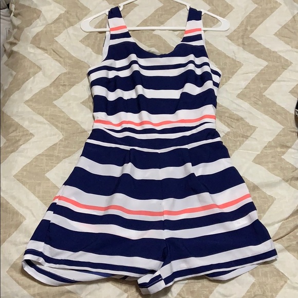 Romper. - Picture 1 of 3